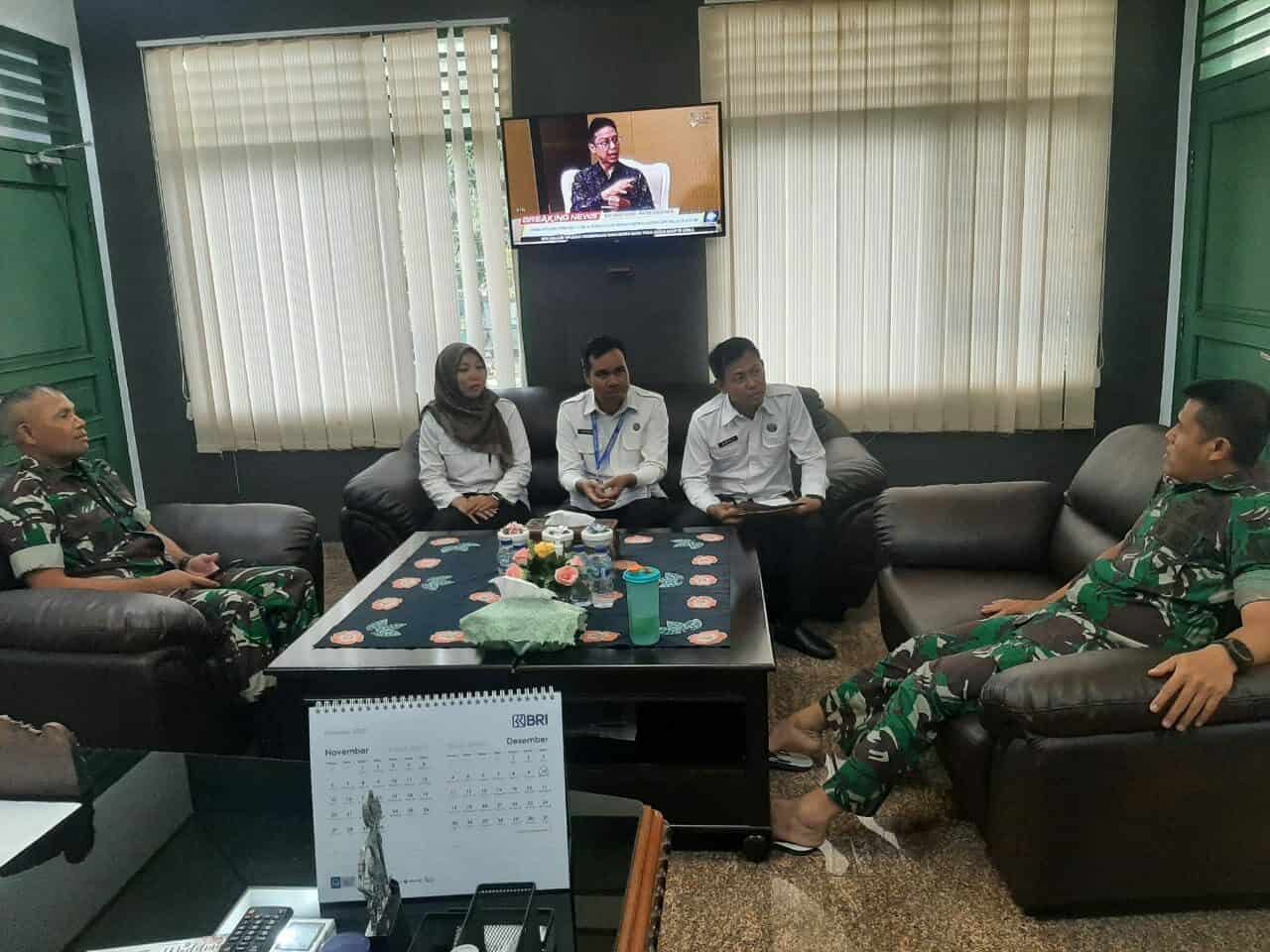 Kegiatan Pengumpulan Data IKOTAN Di Kejari, Pengadilan Negeri, Kodim 0408 dan Polres Bengkulu Selatan Kegiatan Pengumpulan Data IKOTAN Di Kejari, Pengadilan Negeri, Kodim 0408 dan Polres Bengkulu Selatan
