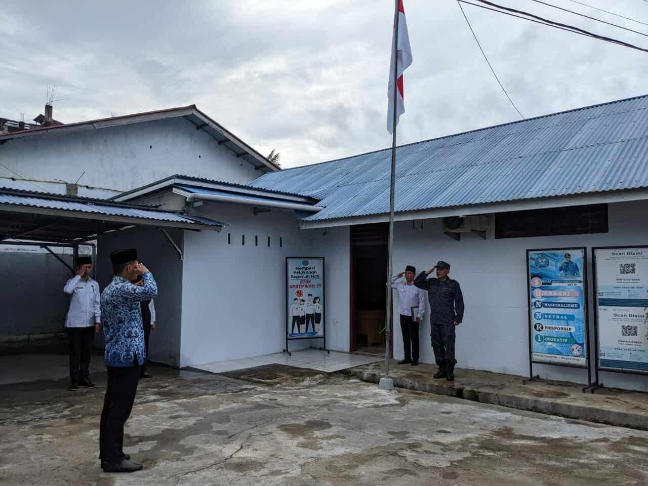 Kegiatan Upacara Bendera Dalam Rangka Peringatan Hari Pahlawan Nasional Ke 77 Tahun 2022 Di Lingkungan BNN