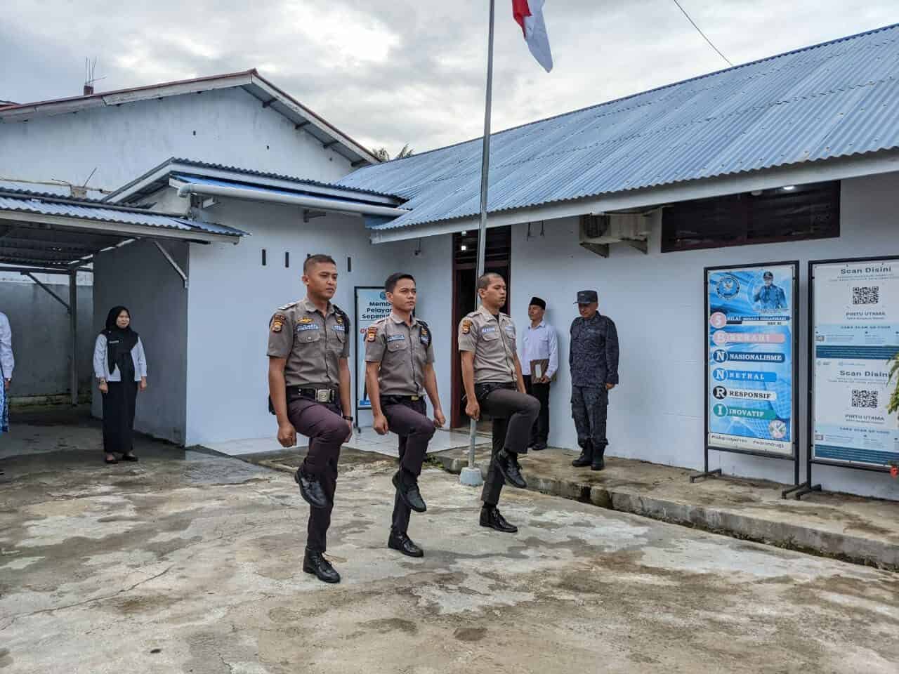 Kegiatan Upacara Bendera Dalam Rangka Peringatan Hari Pahlawan Nasional Ke 77 Tahun 2022 Di Lingkungan BNN